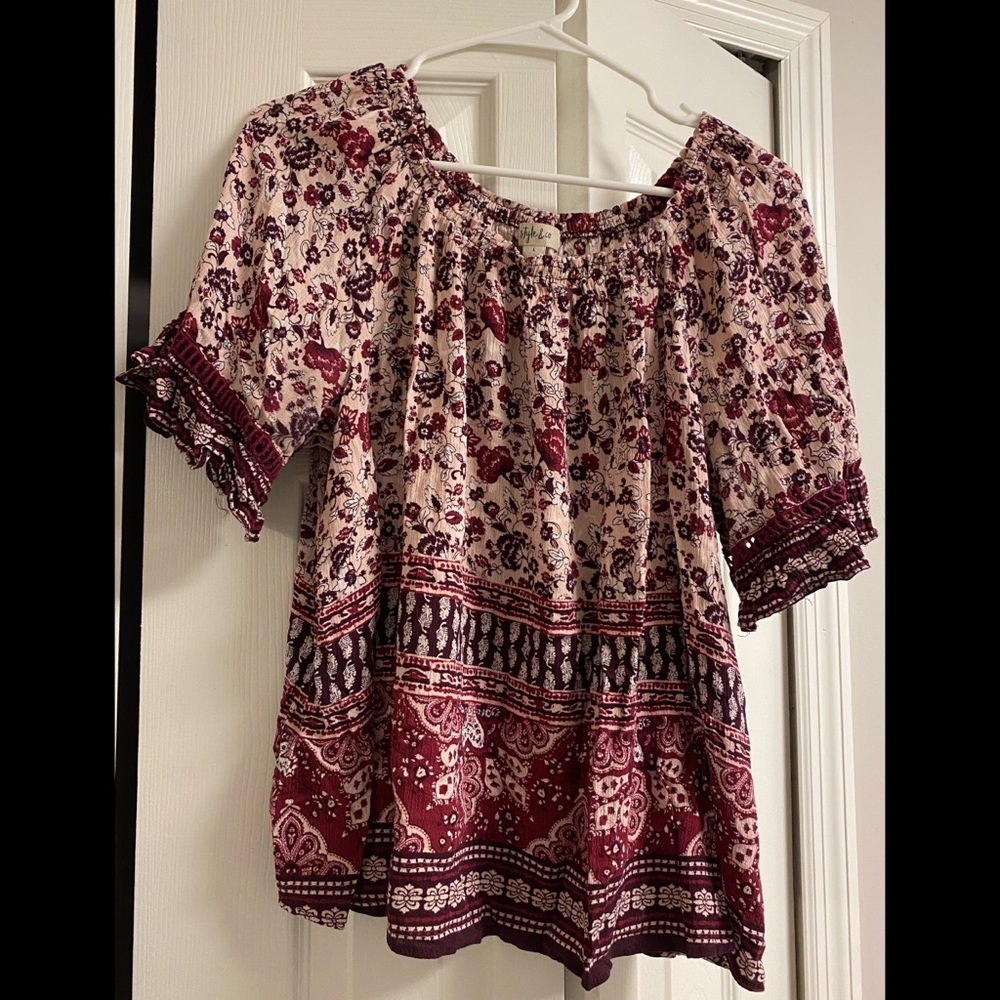 Style and company shirt size large.